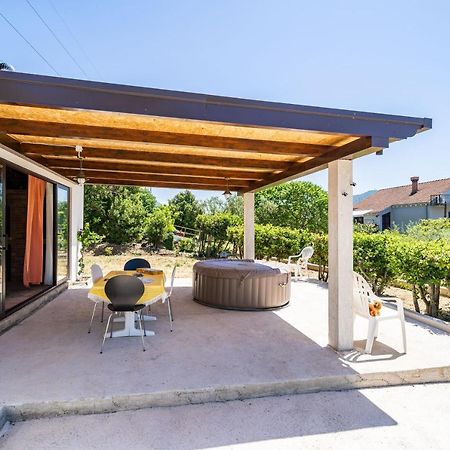 Apartment Laurel Leaf Lovorno Exterior photo