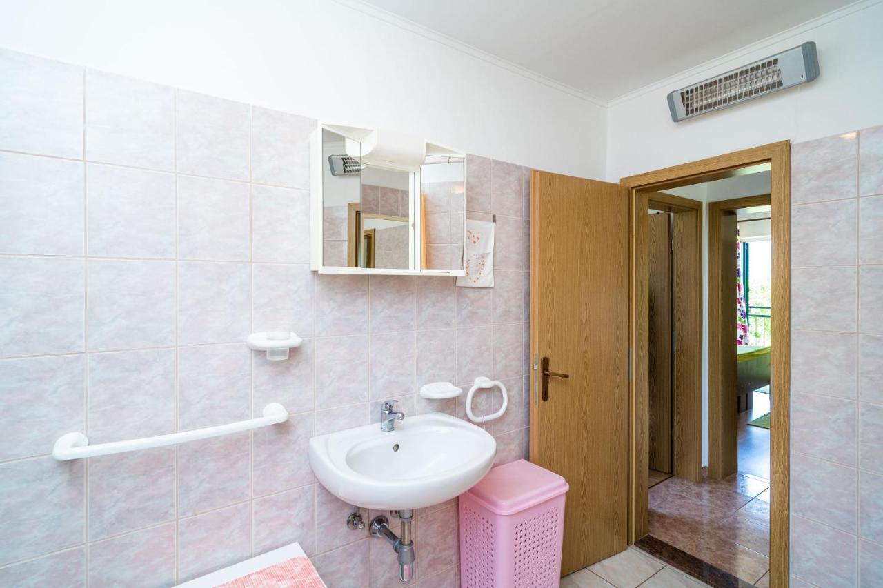 Apartment Laurel Leaf Lovorno Exterior photo